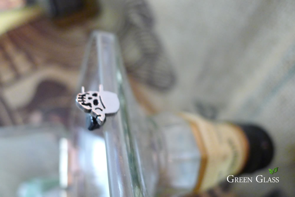Precise hinge detail joining the Jack Daniels bottle chest parts