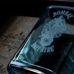 Recycled Bombay Sapphire gin glass with engraved logo and custom text – Green Glass edition
