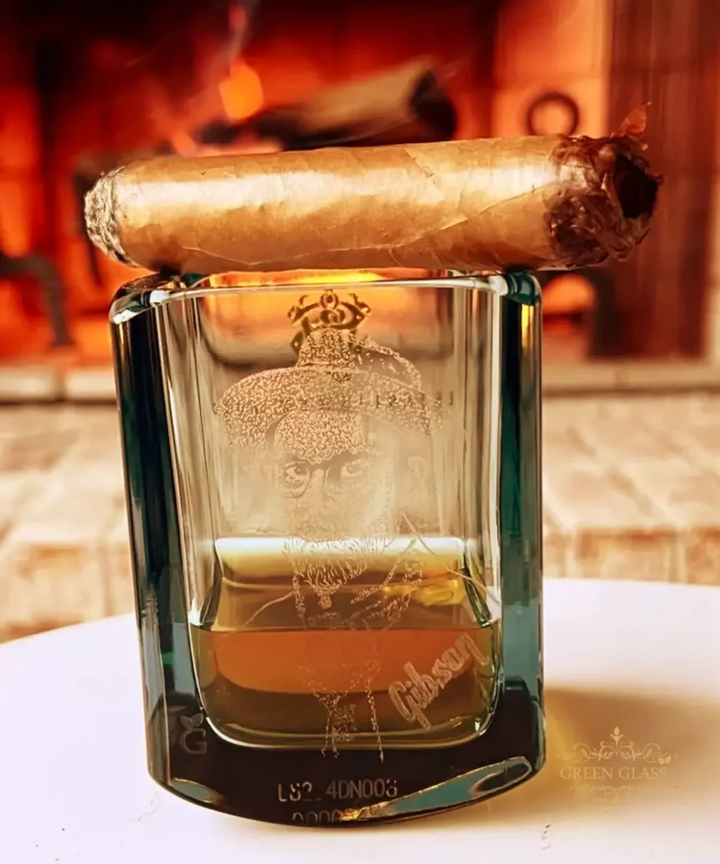 The Blue Extreme Glass by Green Glass: a personalized masterpiece for Gibson CEO Cesar Gueikian.